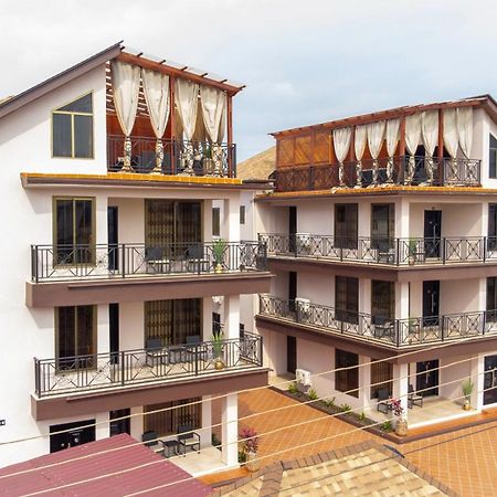 Maat Luxury Homes Acra Exterior foto