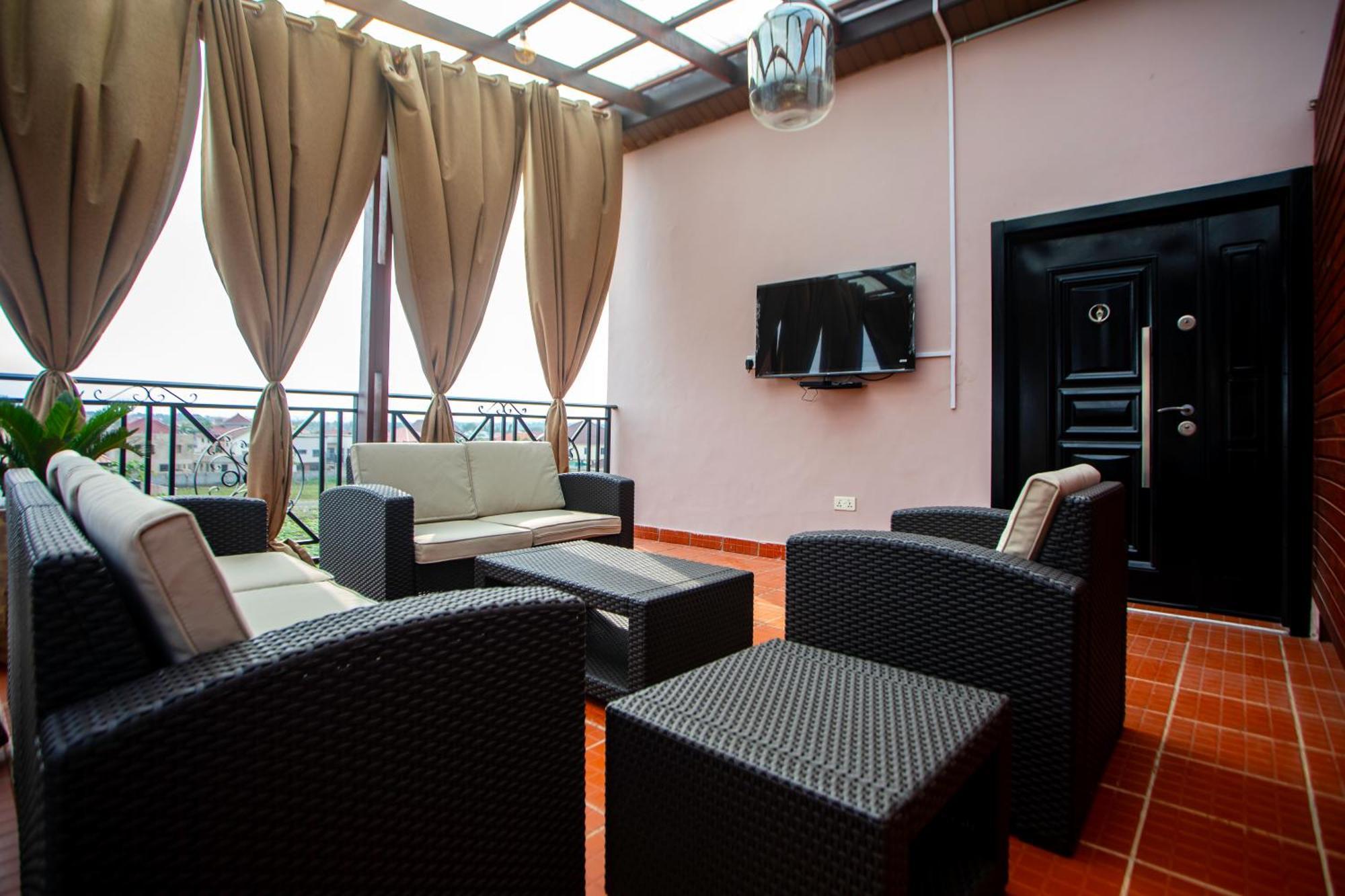 Maat Luxury Homes Acra Exterior foto